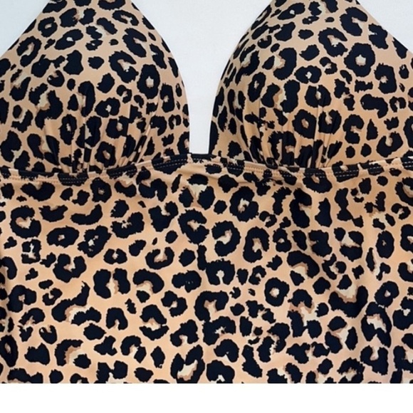 Salt + Cove Juniors' Animal-Print Halter Tankini Top Halterkini Top Bottoms M - Picture 4 of 12